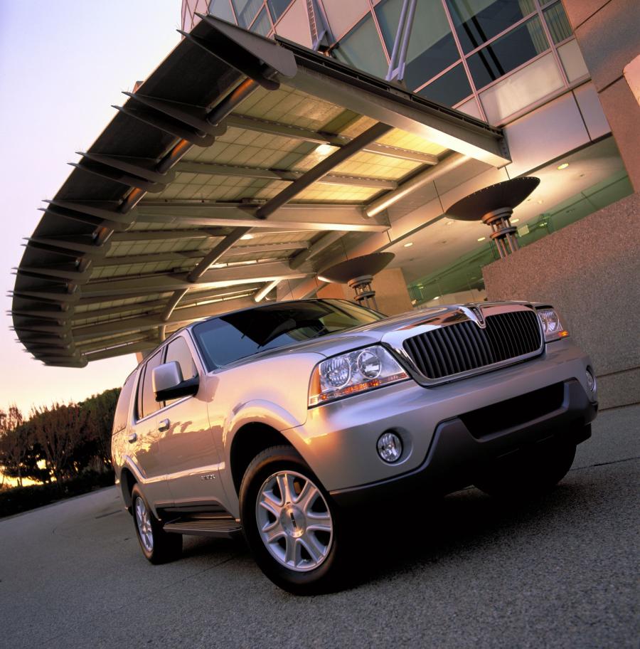  Lincoln Aviator 2003 года  (фото 51 из 57)